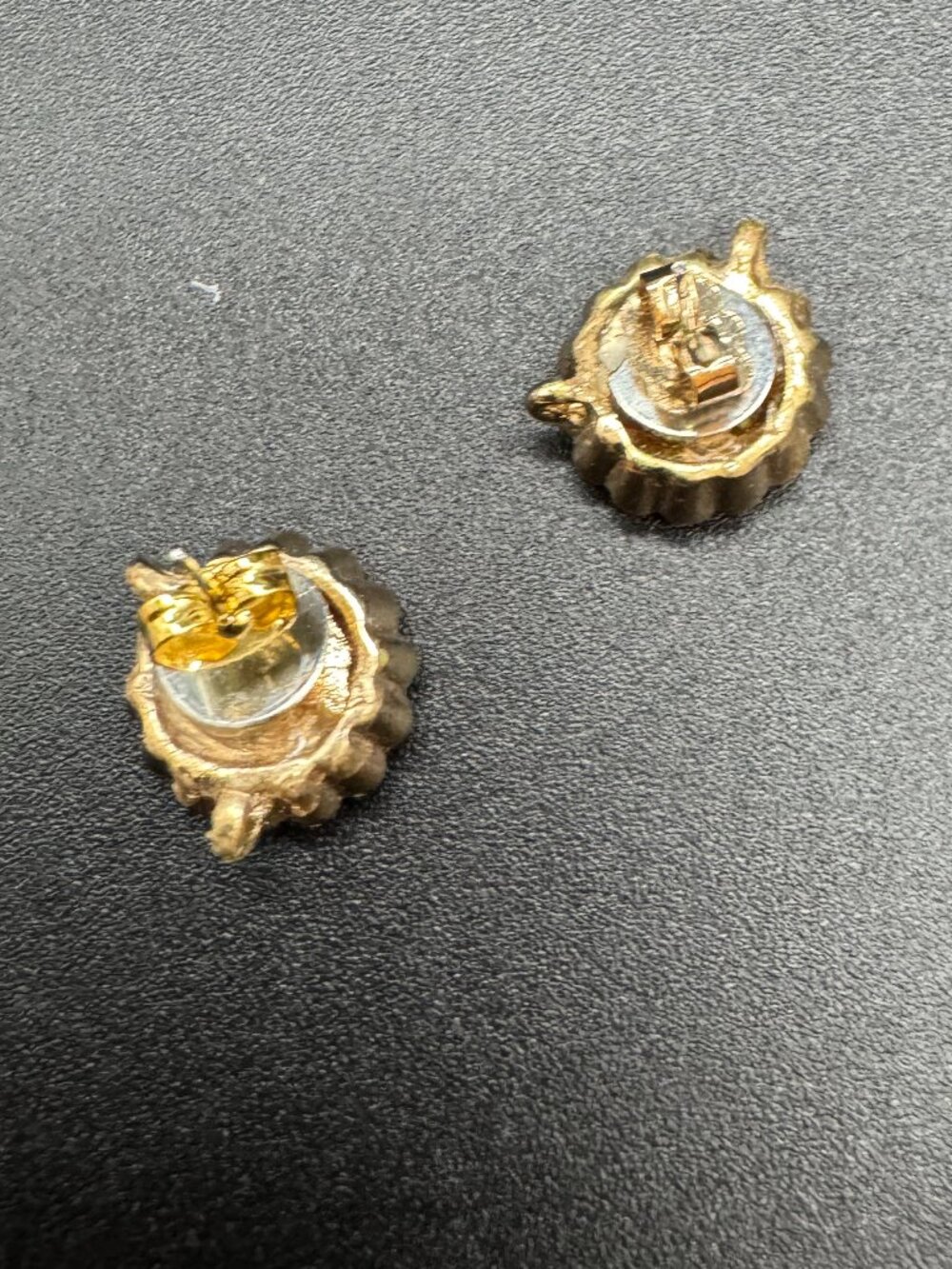 Gold Tone Stud Earrings Pierced Red and Clear Rhinestone - Picture 7 of 10